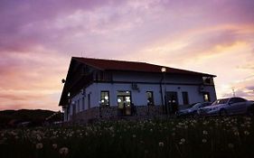 Pension Cetate Valcau De Sus